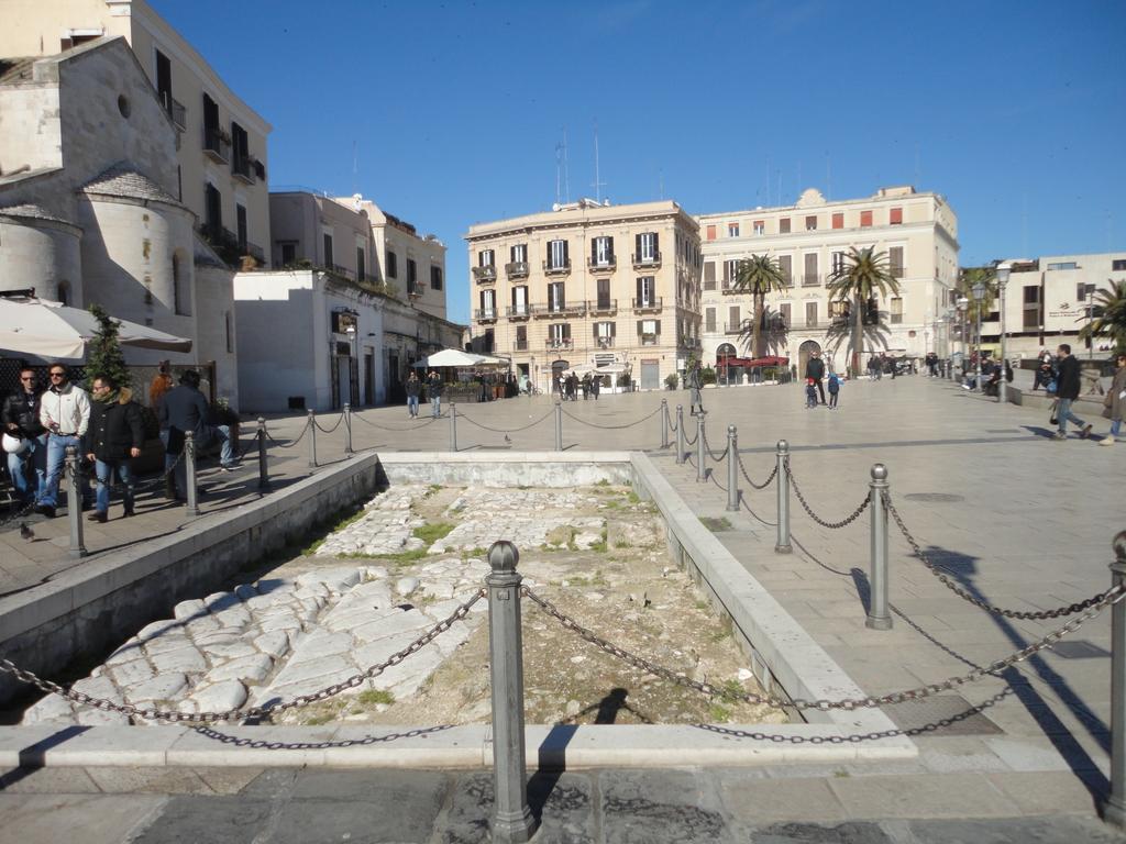 Art Loft M8 Bari City Centre M8Apartments Rum bild